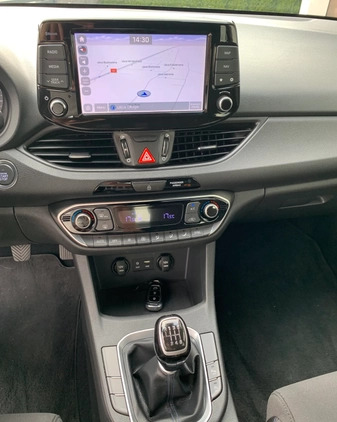 Hyundai I30 cena 46900 przebieg: 74800, rok produkcji 2018 z Września małe 137